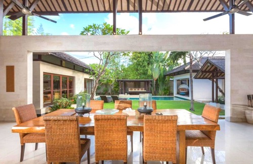 Seminyak Villa | Modern 3 BR Private Pool Villa #Z2
