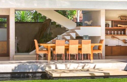 Seminyak Villa | Modern 3 BR Private Pool Villa #Z2