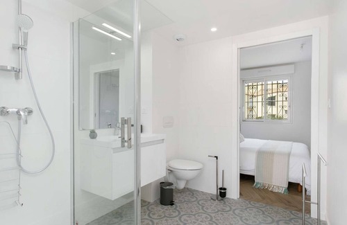 Marseillan Plage Apartment | Modern 3-Room Apartment (New 2021), A/C, Large Terrace, WiFi, Parking, Linens & Cleaning Included