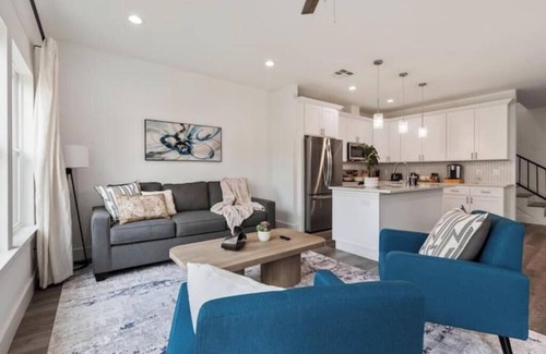 Northside House | Modern 3BR Gem Near Downtown