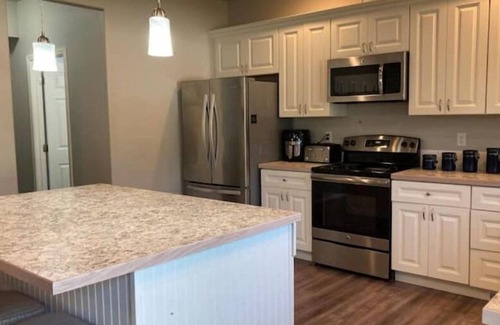 Spokane House | Modern 3br Home close to Winery, Nature & Town