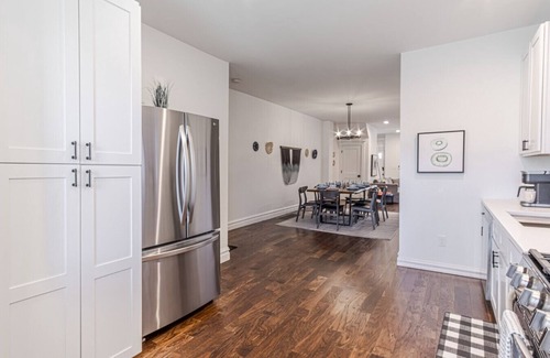 Downtown St. Louis Apartment | Modern 3BR Home | Near Downtown + Free Parking