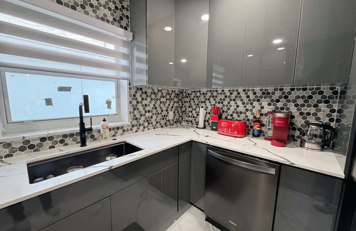 Buena Vista House | Modern 3BR Home Near Wynwood & Design District
