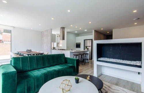 Usaquen Apartment | Modern 3BR in Usaqu n