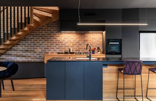 Norman Park House | Modern 3BR retreat with Sauna - The Loft
