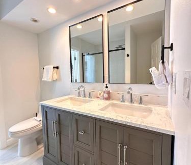 Sarasota Springs House | Modern 3BR with Pool and Grill