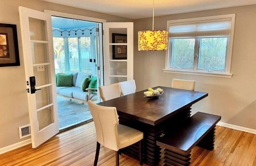 Edina House | Modern 4+ bed, fenced yard, attached garage home in a wonderful neighborhood