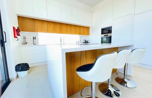 Lo Rufete Villa | Modern 4 Bed Villa with Pool LC4