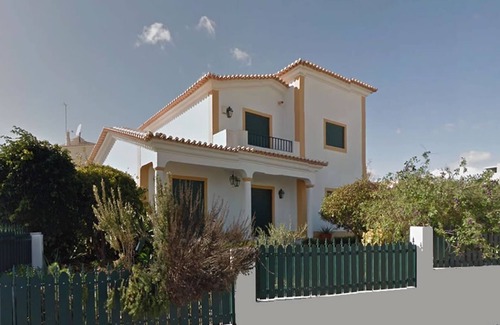 Armacao de Pera Villa | Modern 4 bedroom Villa with private pool, close to beach/town of Armação de Pêra
