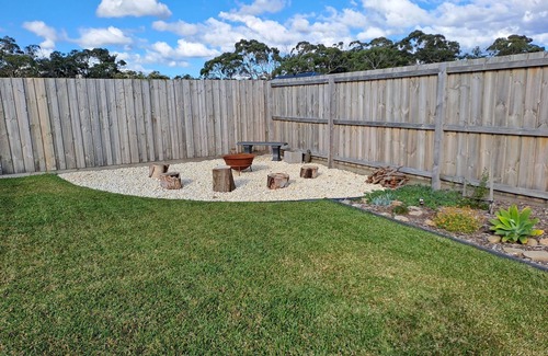 Inverloch House | Modern 4 bedroom Family Home in Inverloch