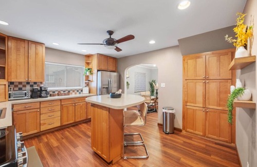 Clawson House | Modern 4BR Escape Near Downtown Clawson – Sleeps 8