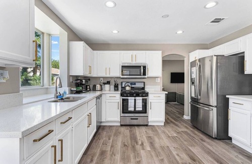 North Las Vegas House | Modern 4BR Getaway w/Pool