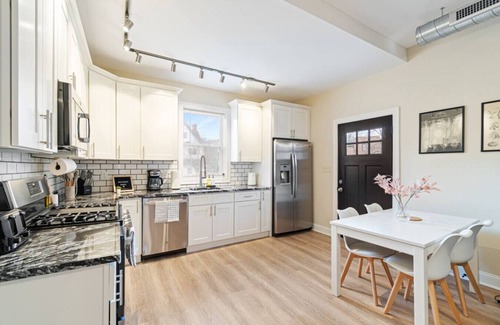 Larimer House | Modern 4BR Home, Fully Equipped Kitchen & Parking
