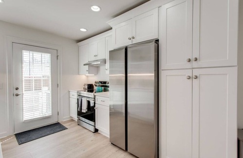 Murfreesboro Apartment | Modern 4BR Home Near MTSU and Restaurants
