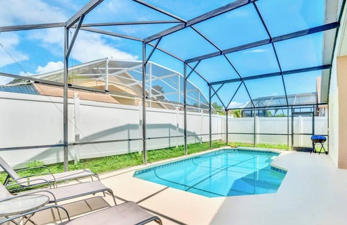 Indian Point House | Modern 4BR Home - Pool, Games Room - Near Disney!