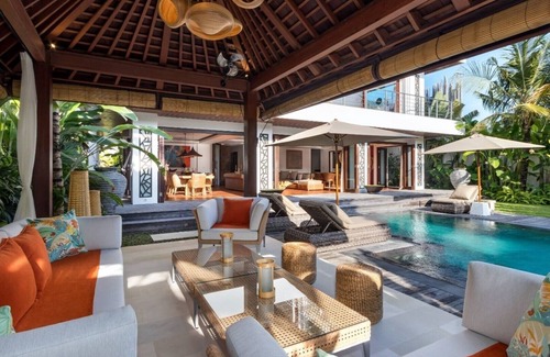 Umalas Villa | Modern 4BR Villa W/Pool & Balcony, Bali Villa 2220