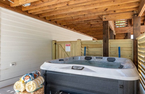 Carova Beach House | ​Modern 5 Bedroom Home with Pool, Hot Tub, Minutes To Beaches & Wild Horses​