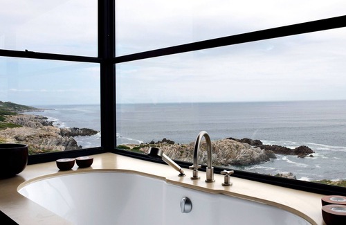 De Kelders Villa | Modern 5-stars graded beach villa overlooking the Atlantic ocean