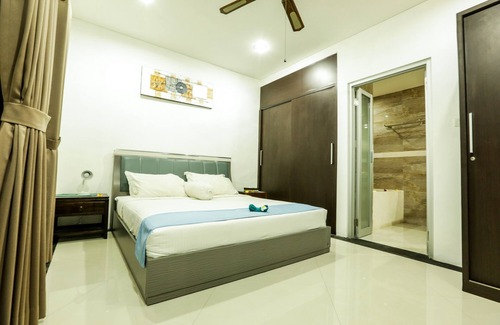 Kuta Villa | Modern 5BR Villa Located In The HEART Of Legian, 15Min Walk To The Beach!