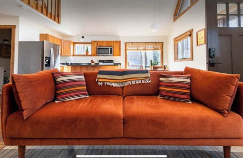 Albrightsville Cabin | modern a-frame cabin with lake access & hot tub