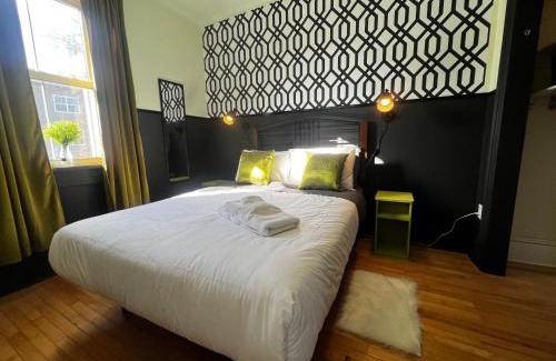 South End Apartment | Modern Amenities and Historic Charm, 4-Bdrm Unit#1