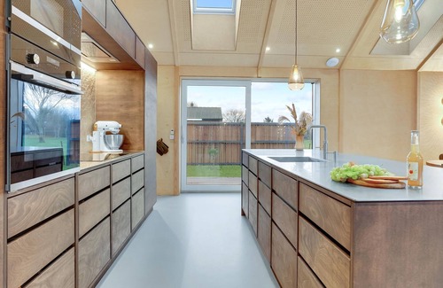Juelsminde House | Modern and beautiful wooden house, just a few 100 meters from the family friendly sandy beach.