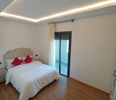 Tanja Balia Apartment | Modern and bright apartment