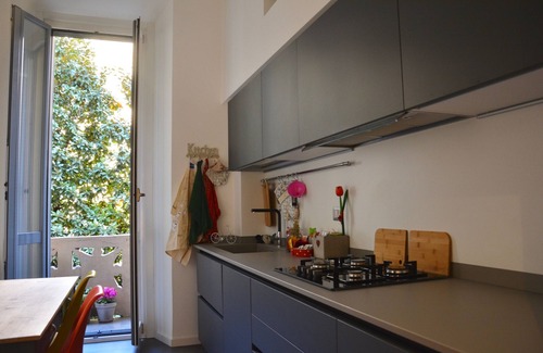 Chinatown Apartment | Modern and bright one-bedroom apartment.