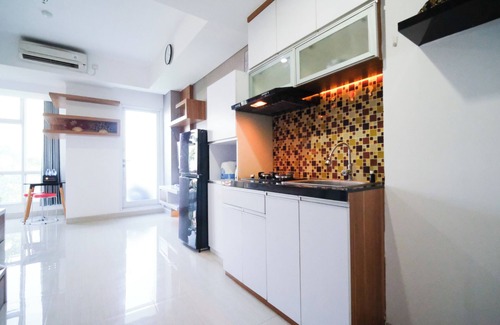 Surabaya Apartment | Modern And Compact Studio At Grand Sungkono Lagoon Apartment