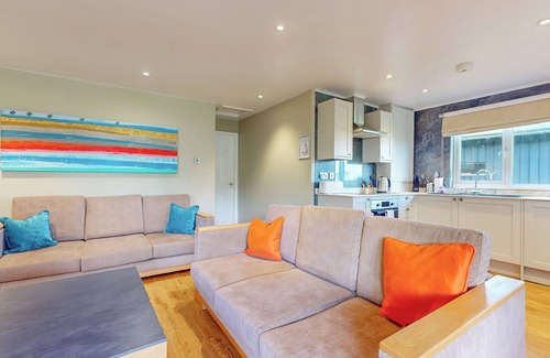 Millom Ski Chalet | Modern and cosy lodge with one double and one twin.