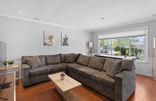 East San Jose House | Modern and Elegant 4Br house Near Parks and BART