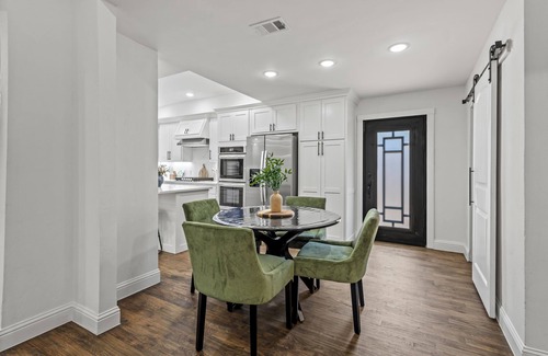 Lake Highlands House | Modern and Spacious - 4 Bedroom, 3.5 Bath, PLUS Office in Dallas