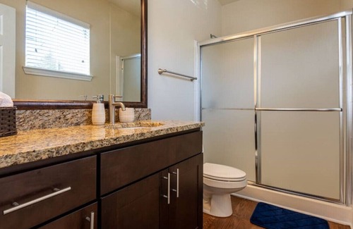 Raleigh Apartment | MODERN and SPACIOUS apt in the heart of Raleigh!!