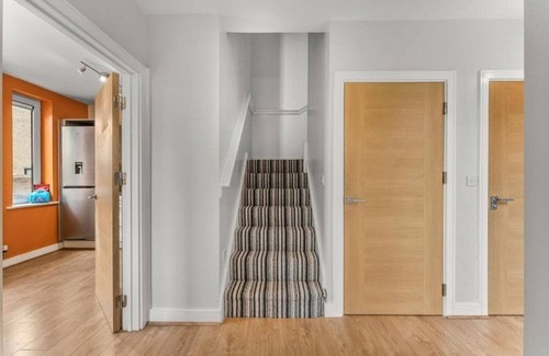 Sheffield House | Modern and Stylish 2 bed house