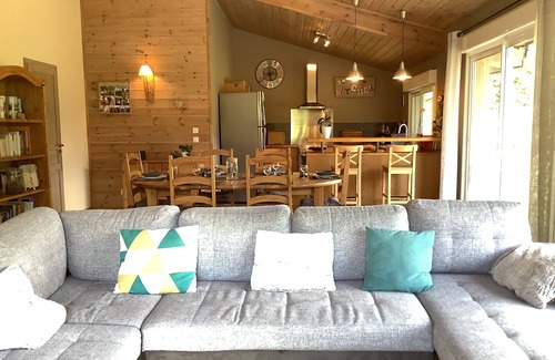 Montbrun-les-Bains House | Modern and warm wooden house in a quiet area