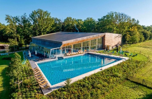 Maubray House | Modern Antoing Home, Hainaut