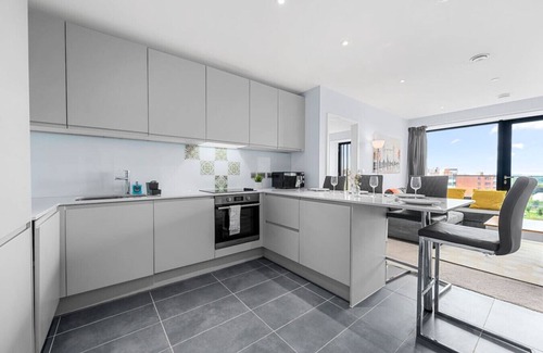 Salford Apartment | Modern Apartment: Central Manchester