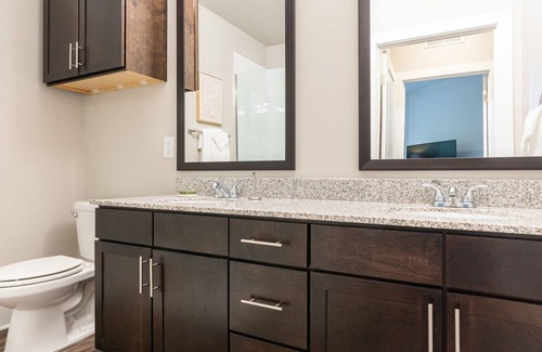 Briargate Apartment | Modern Apartment in Prime Location (ID6806X06)