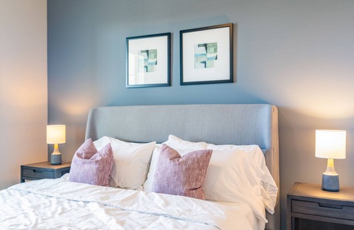 Briargate Apartment | Modern Apartment in Prime Location (ID4322X44)