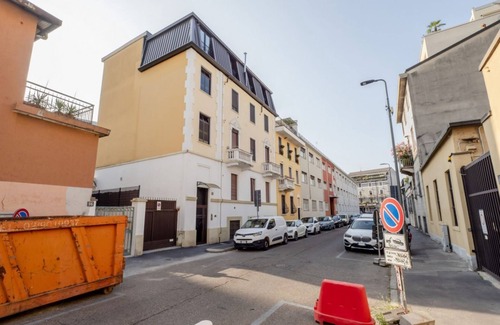 Turro Apartment | Modern Apartment 150m from Turro M1