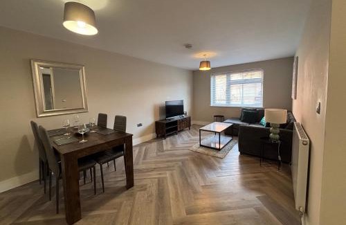 Shirley Apartment | Modern Apartment - BHX NEC - Free Secure Gated Parking
