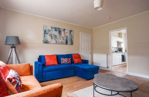 Clydebank Apartment | Modern Apartment in West Dunbartonshire