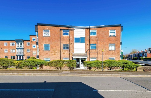 Whitefield Apartment | Modern Apartment in Whitefield with Free Parking
