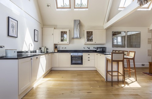 Painswick Apartment | Modern apartment in the listed building in the heart of Painswick.