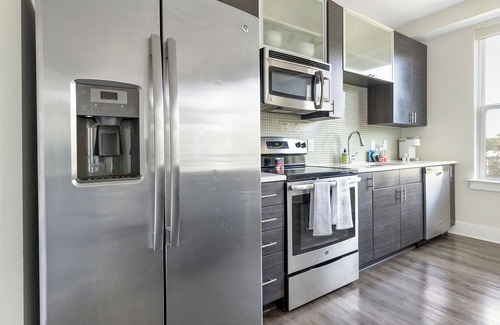 NoDa Apartment | Modern Apartment in Prime Location (ID9667X61)