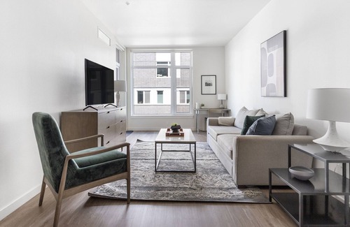 Downtown Vancouver Apartment | Modern Apartment in Prime Location (ID9717X89)
