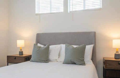 El Paso Apartment | Modern Apartment in Prime Location (ID8372X28)