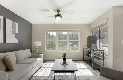 Ellendale Apartment | Modern Apartment in Prime Location (ID9707X96)