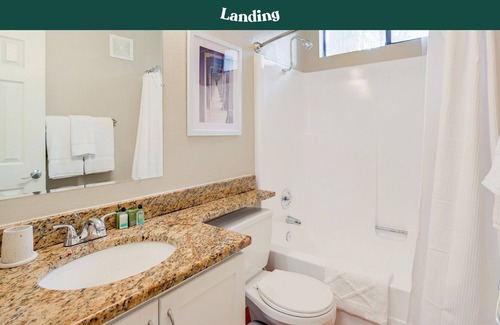 Bridle Trails Apartment | Modern Apartment in Prime Location (ID7889X64)