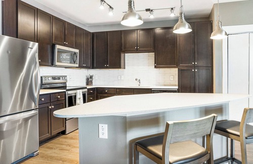 Allandale Apartment | Modern Apartment in Prime Location (ID6241)